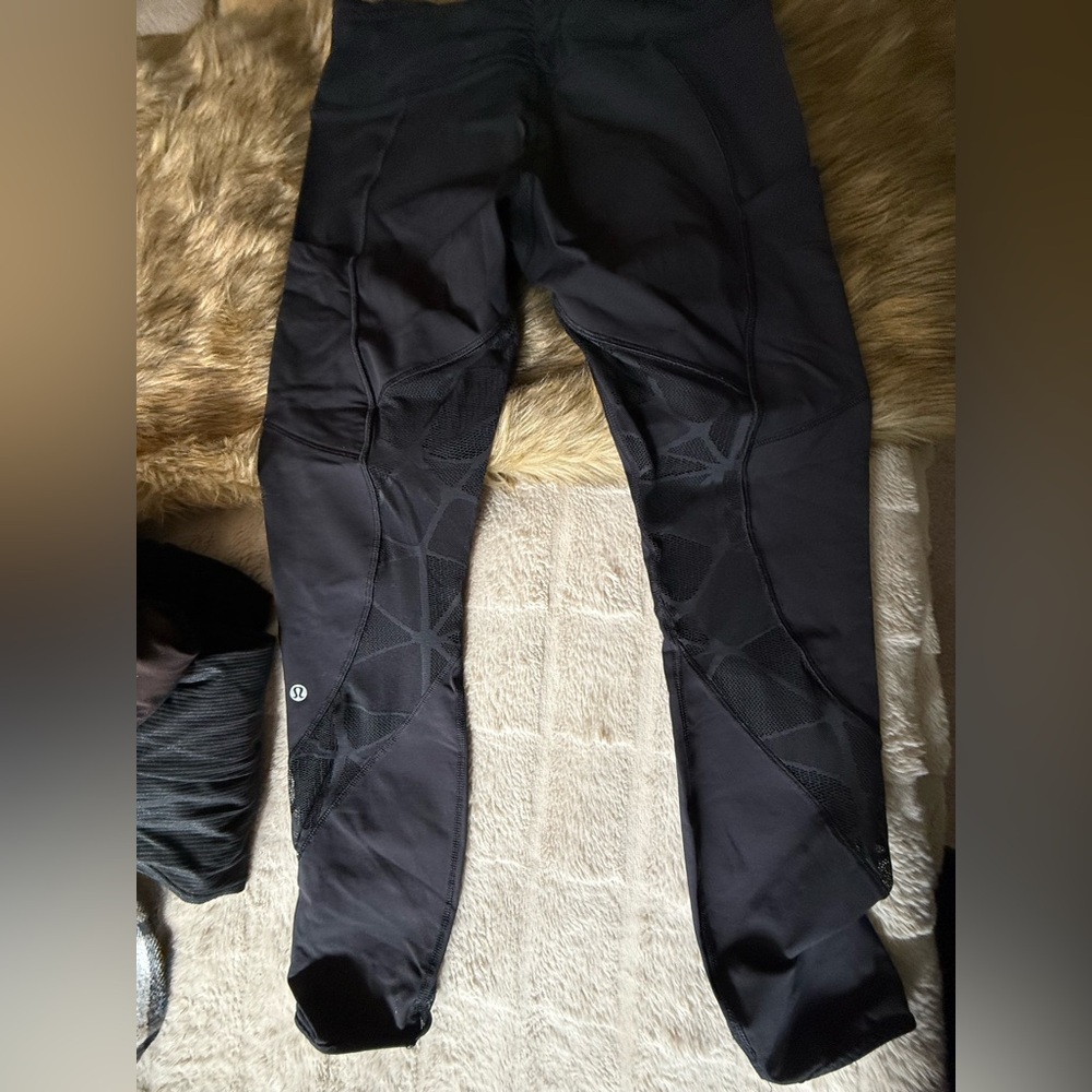 Rare lace knit lululemon leggings